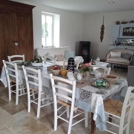 Chambre D Hotes La Barriere Channay-sur-Lathan Zewnętrze zdjęcie